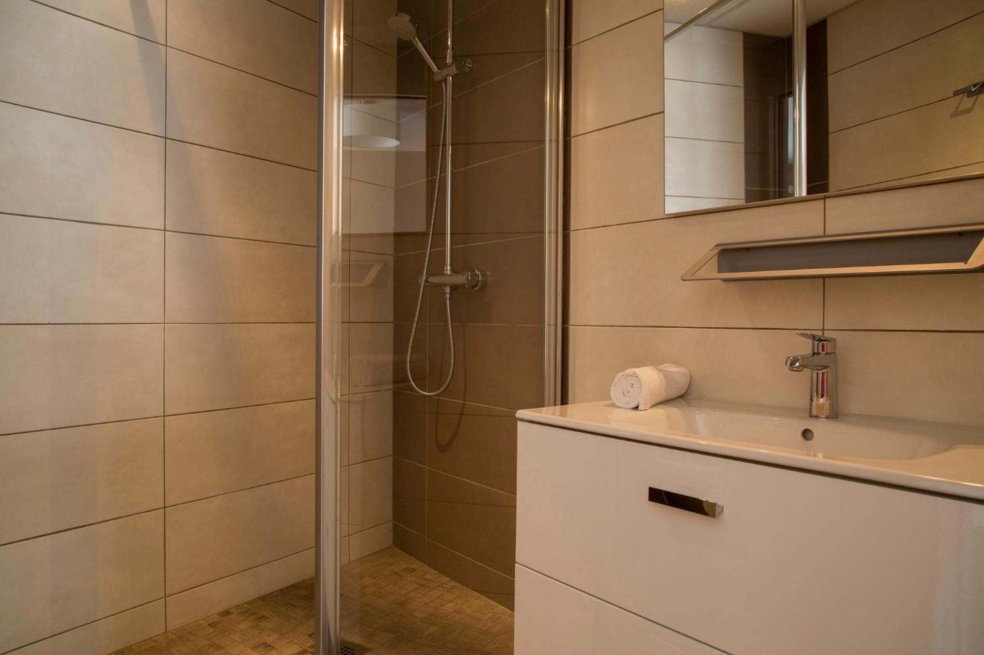 Park Hotel & Appartements Cholet Rum bild