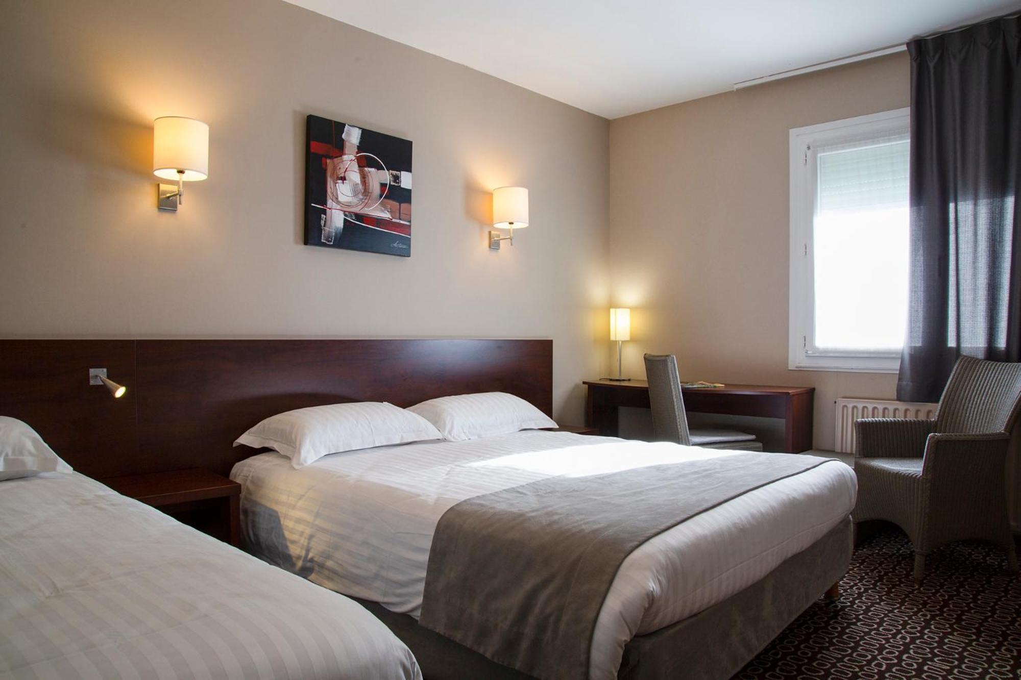 Park Hotel & Appartements Cholet Rum bild