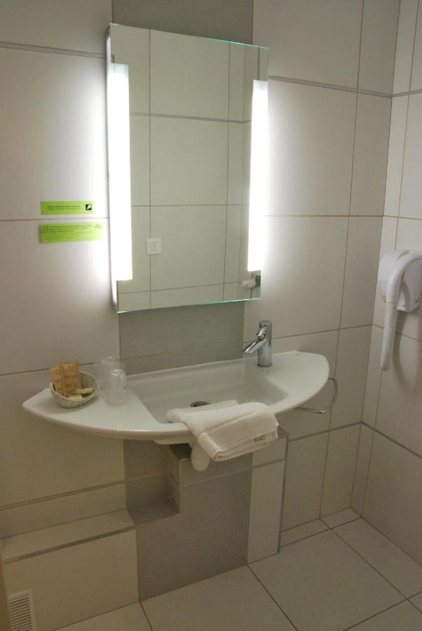Park Hotel & Appartements Cholet Exteriör bild